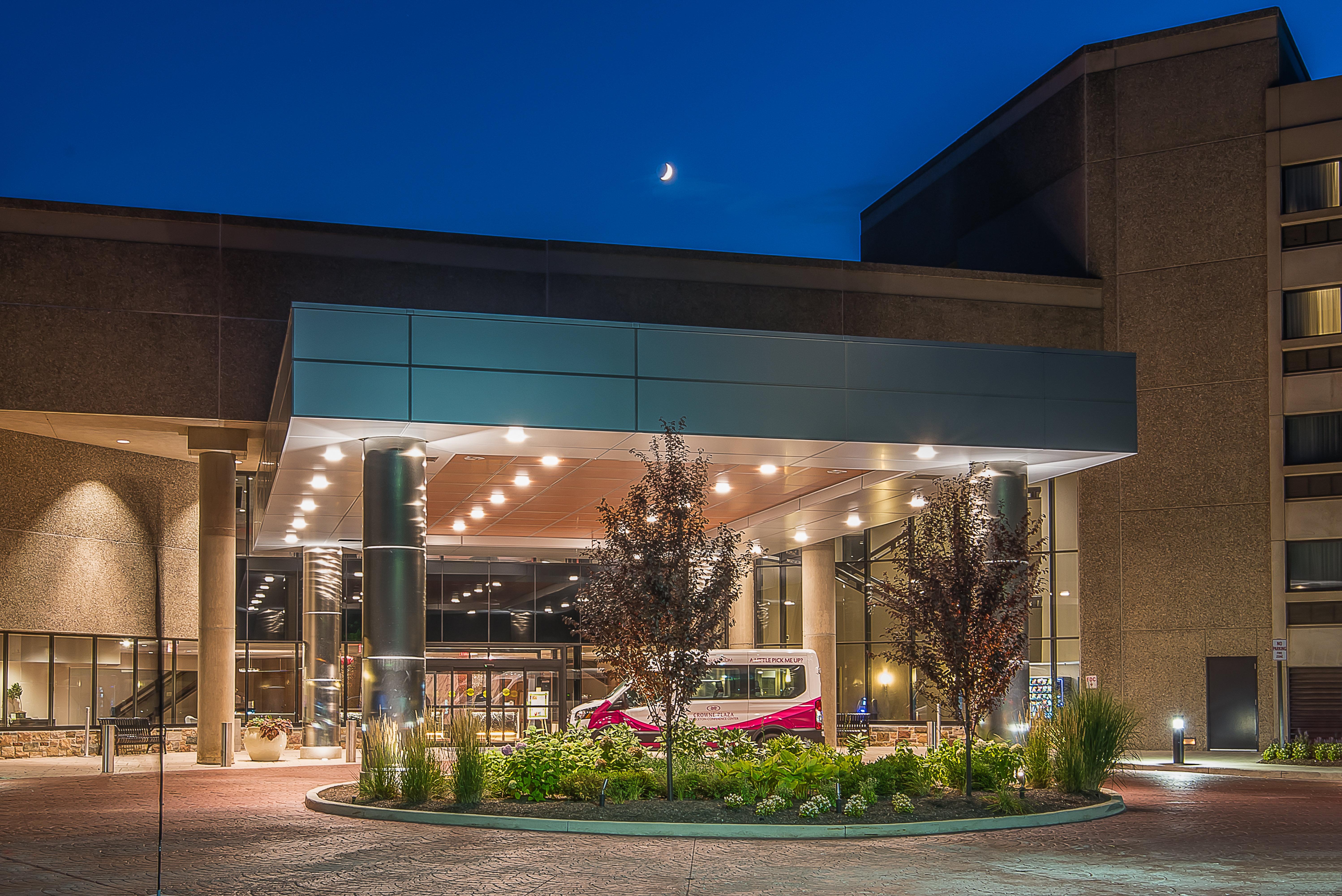 Crowne Plaza Princeton - Conference Center By Ihg Eksteriør billede