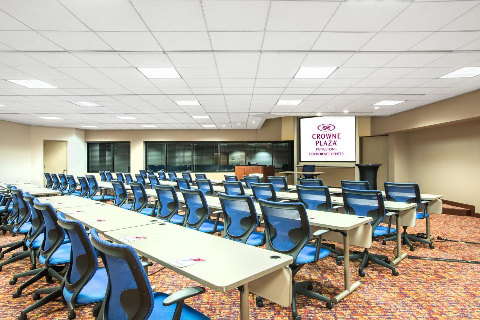 Crowne Plaza Princeton - Conference Center By Ihg Eksteriør billede