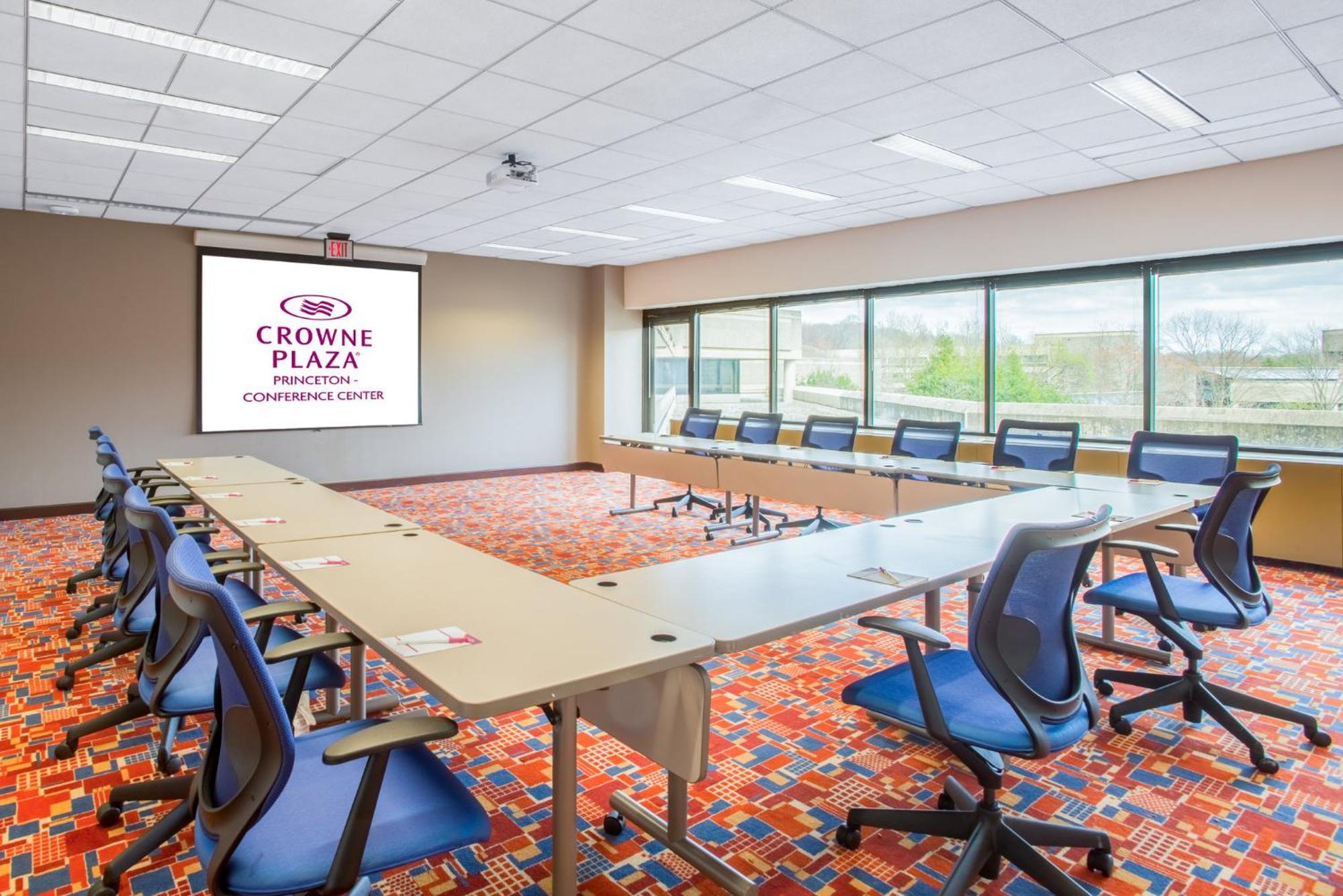 Crowne Plaza Princeton - Conference Center By Ihg Eksteriør billede