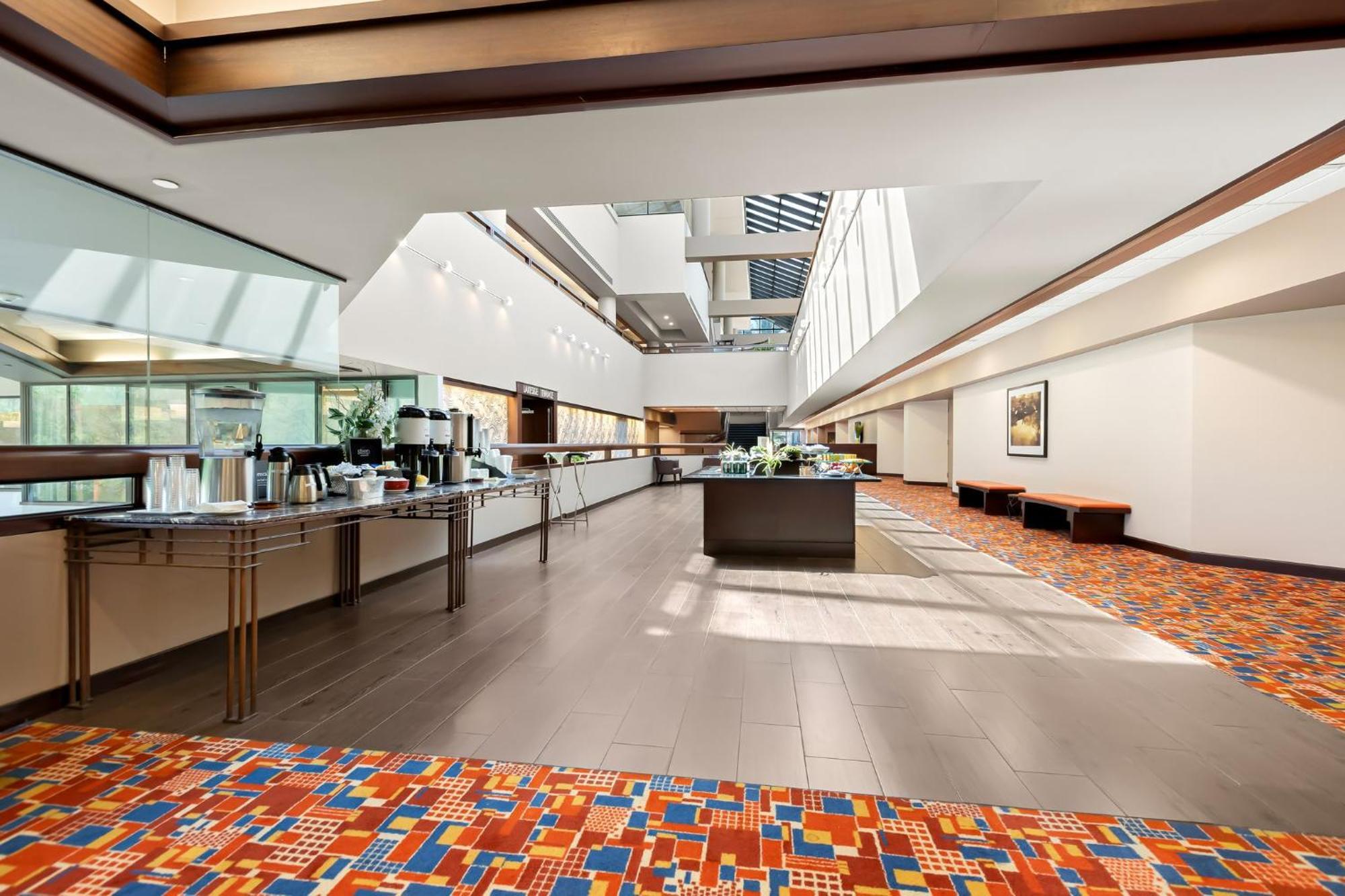 Crowne Plaza Princeton - Conference Center By Ihg Eksteriør billede