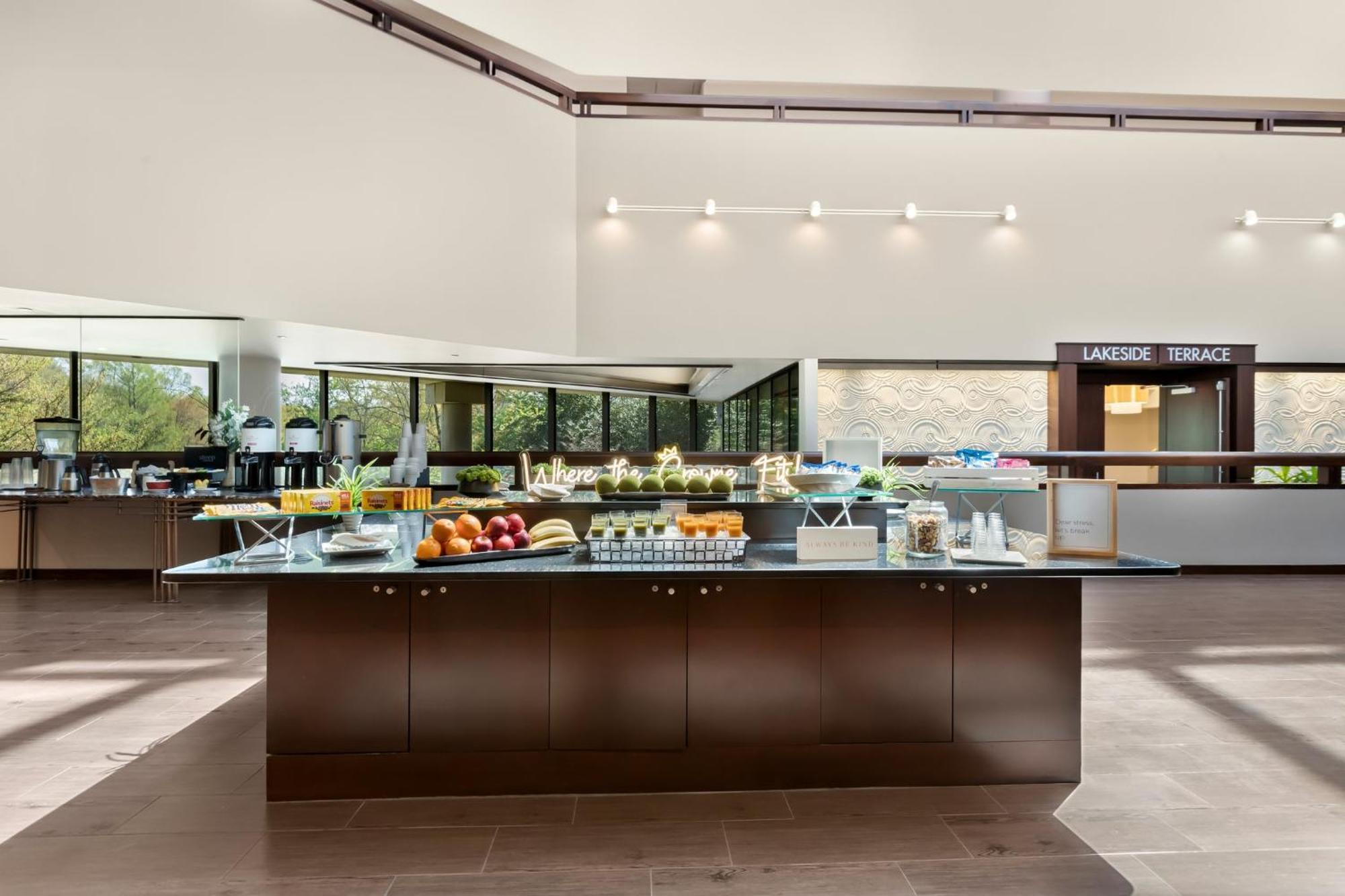 Crowne Plaza Princeton - Conference Center By Ihg Eksteriør billede